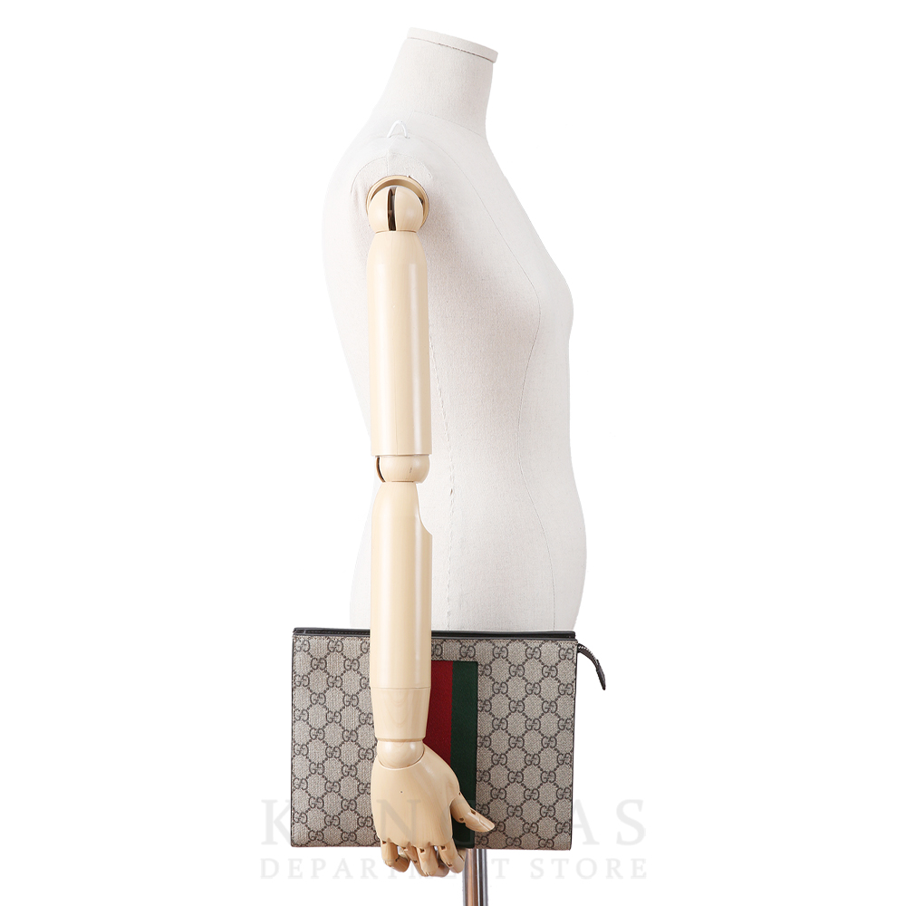 GUCCI(USED)구찌 GG로고 PVC 웹 클러치