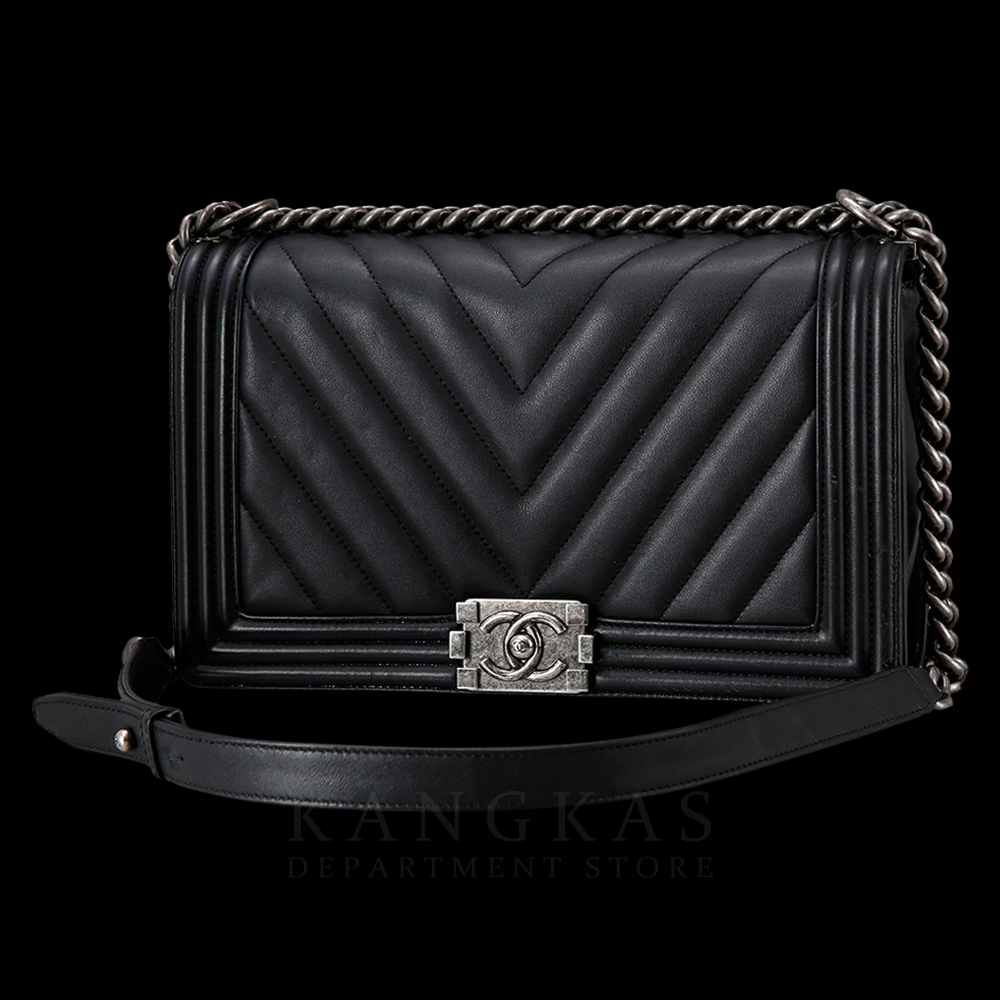 CHANEL(USED)샤넬 보이샤넬 쉐브론 뉴미듐