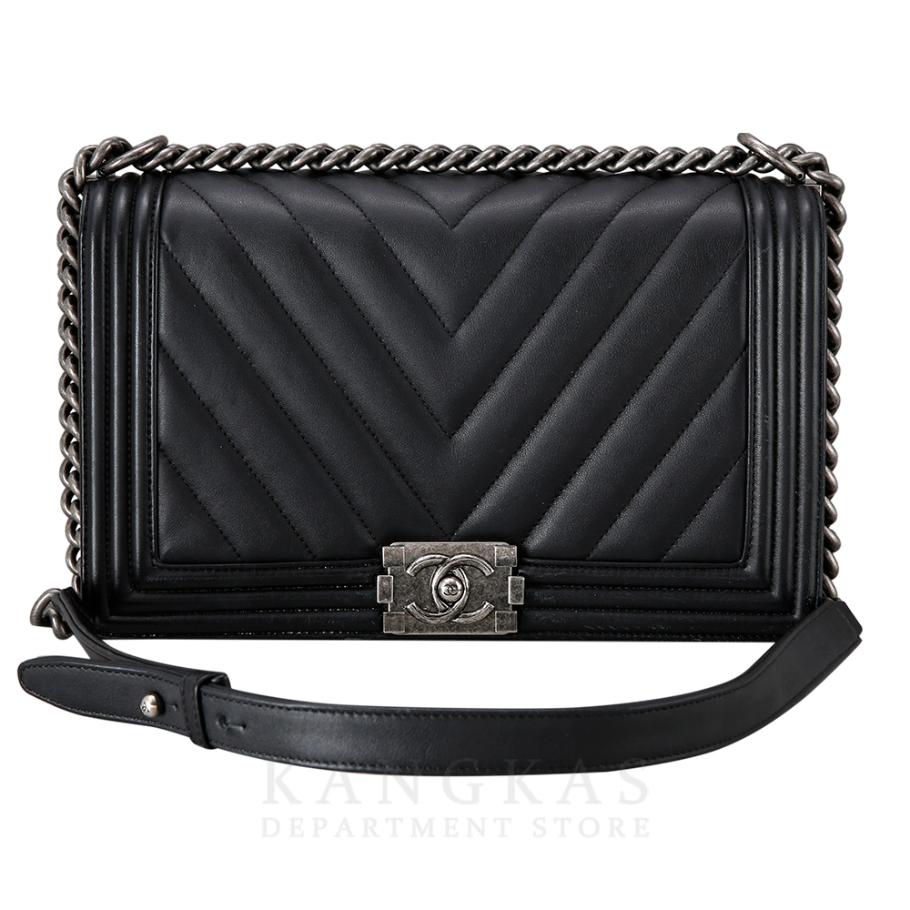 CHANEL(USED)샤넬 보이샤넬 쉐브론 뉴미듐