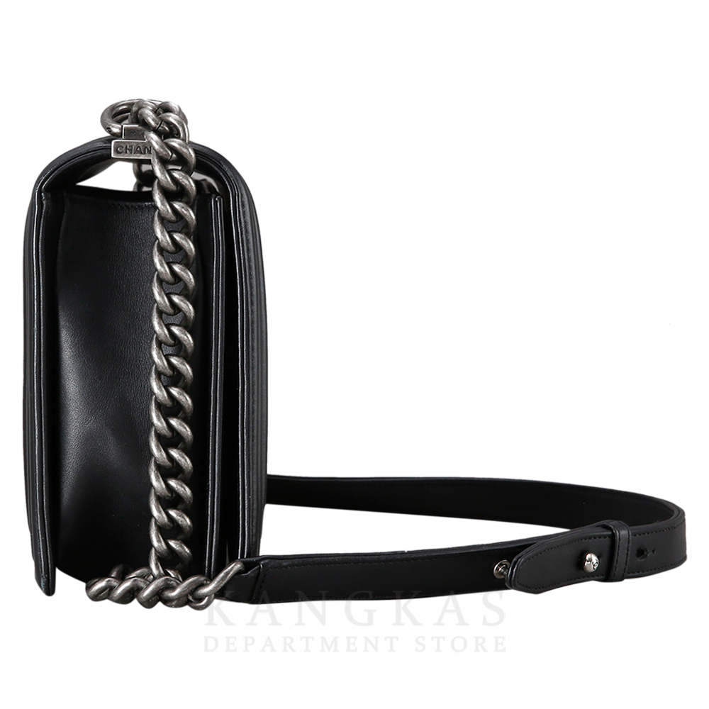 CHANEL(USED)샤넬 보이샤넬 쉐브론 뉴미듐