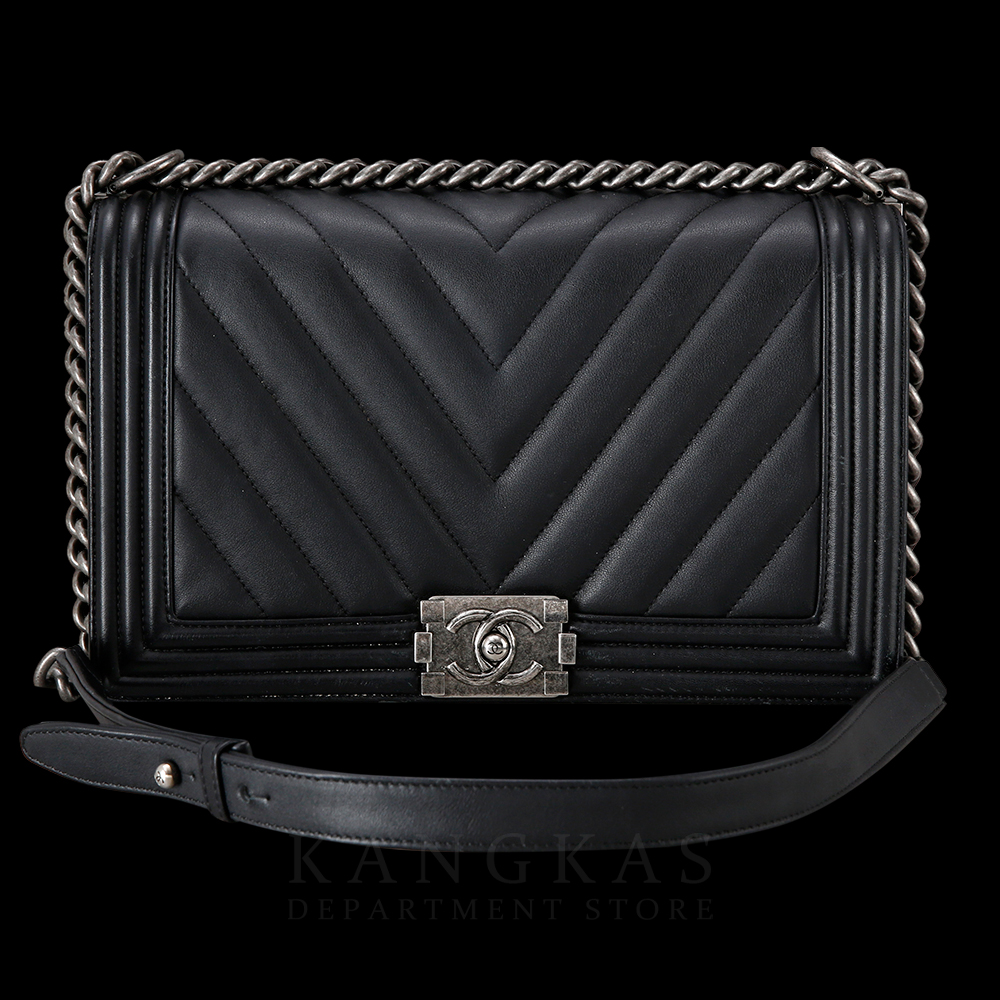 CHANEL(USED)샤넬 보이샤넬 쉐브론 뉴미듐