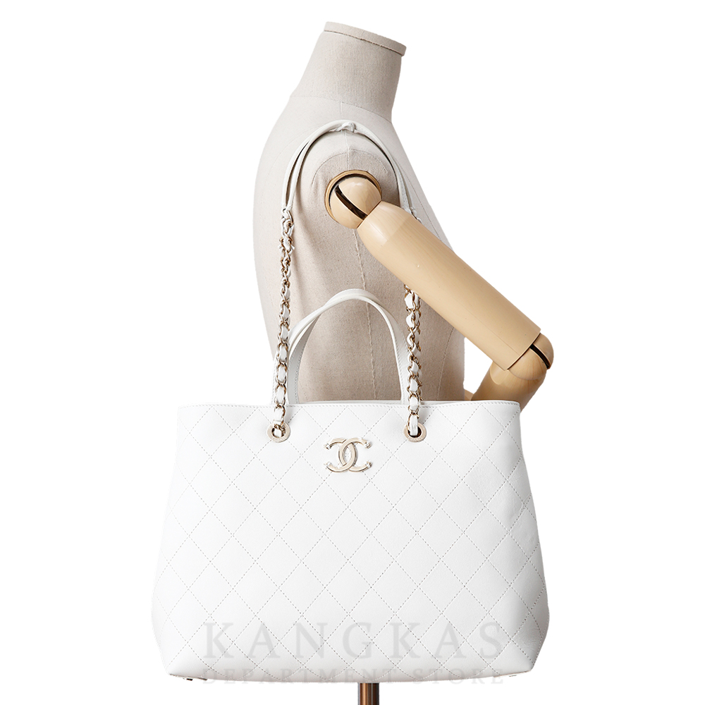 CHANEL 샤넬 시즌 쇼퍼백   (새상품)  NEW PRODUCT