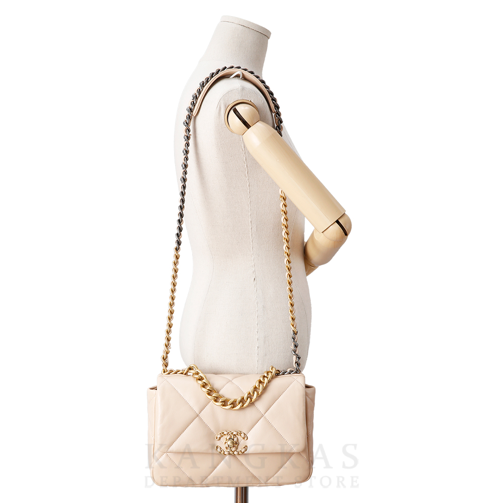 CHANEL(USED)샤넬 19 플랩백