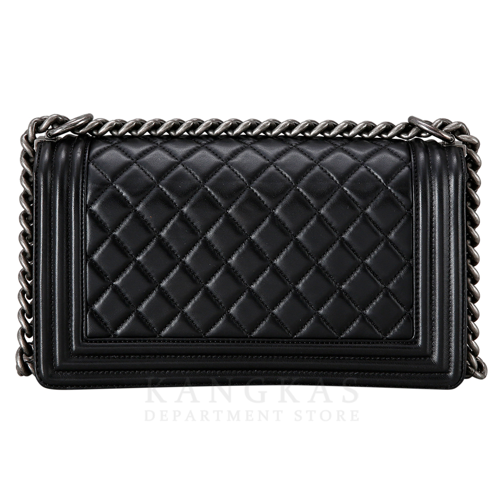 CHANEL(USED)샤넬 보이샤넬 미듐 램스킨