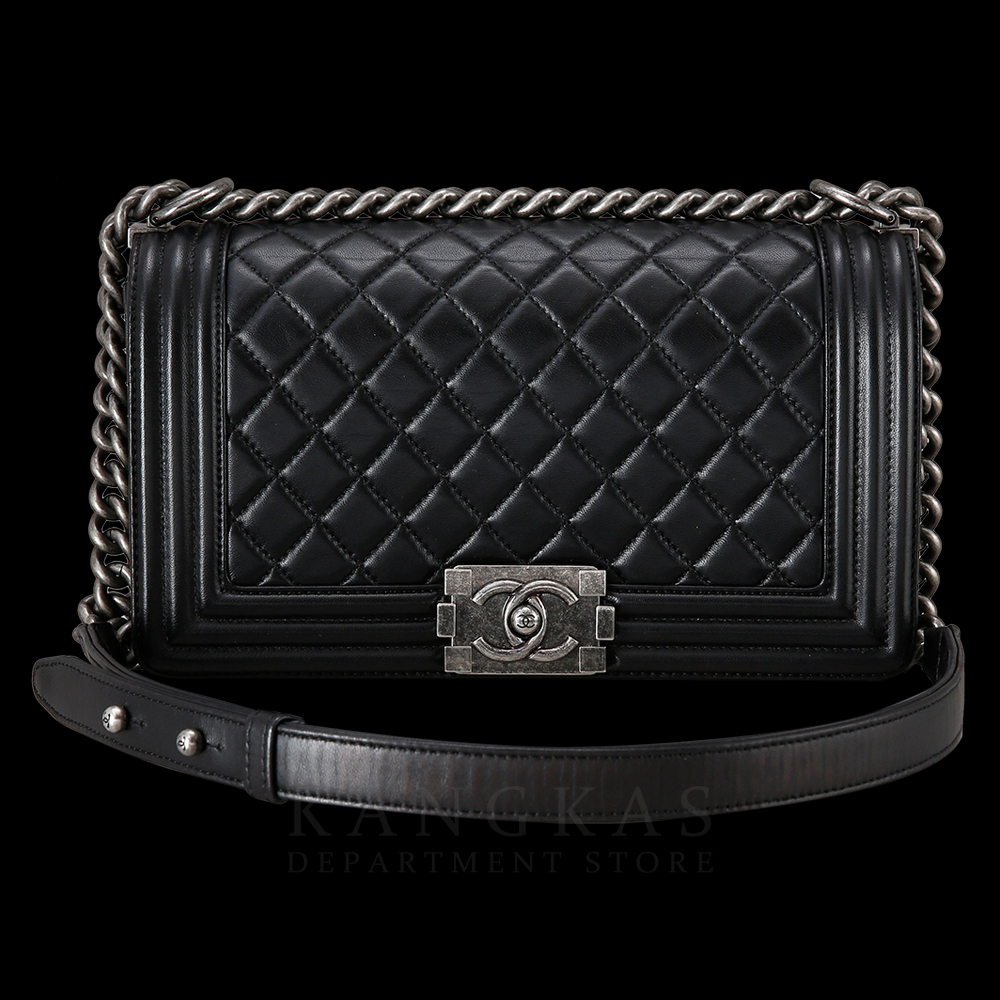 CHANEL(USED)샤넬 보이샤넬 미듐 램스킨