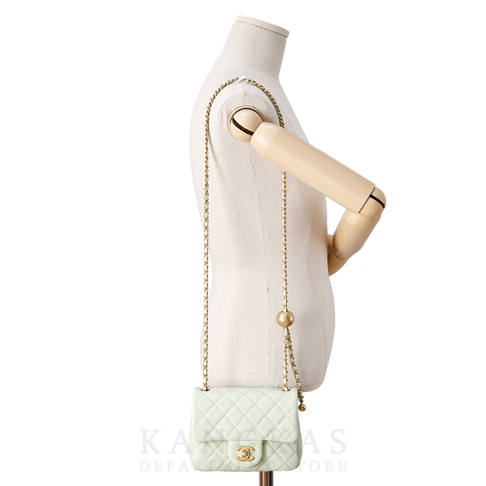 CHANEL 샤넬 쁘띠삭 골든볼  (새상품)  NEW PRODUCT