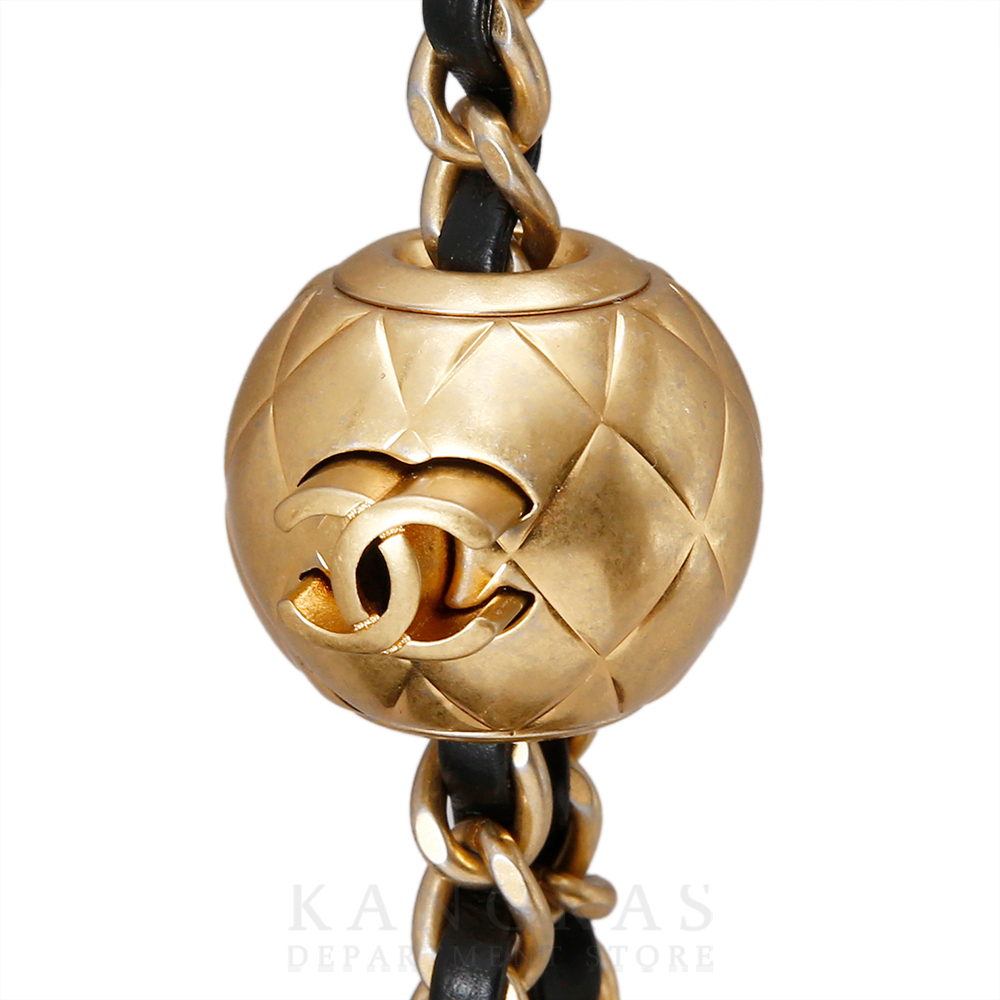CHANEL(USED)샤넬 쁘띠삭 골든볼
