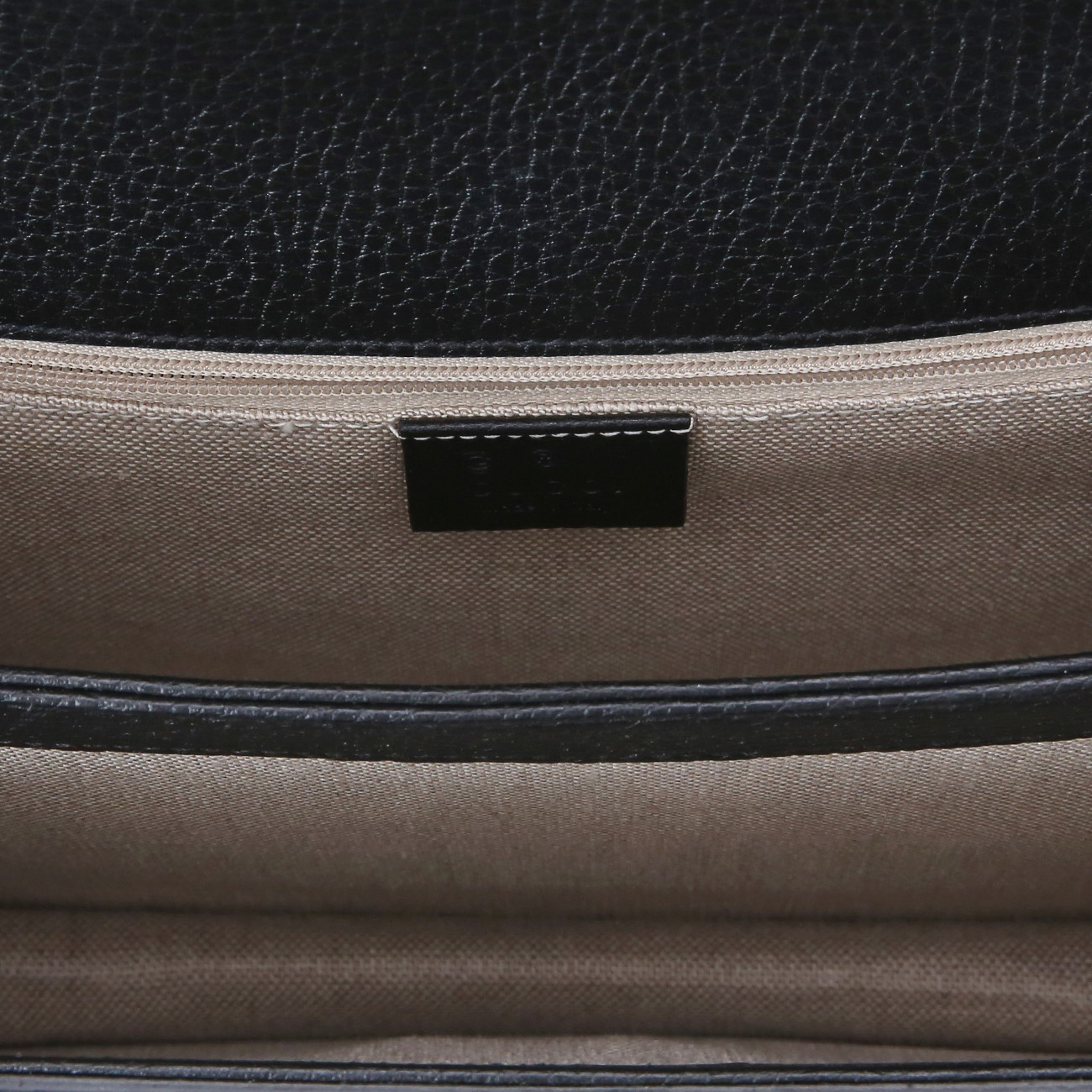 GUCCI(USED)구찌 인터락킹 체인 숄더백