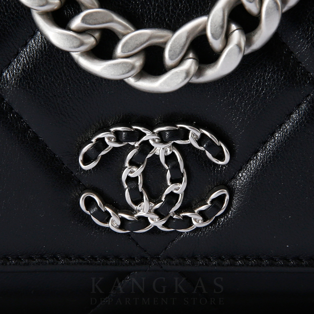 CHANEL 샤넬 19 WOC   (새상품)  NEW PRODUCT