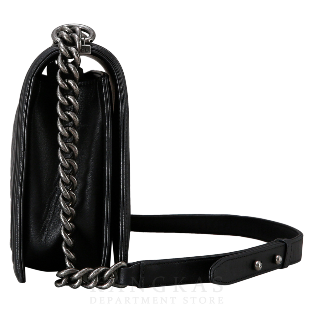 CHANEL(USED)샤넬 보이샤넬  뉴미듐