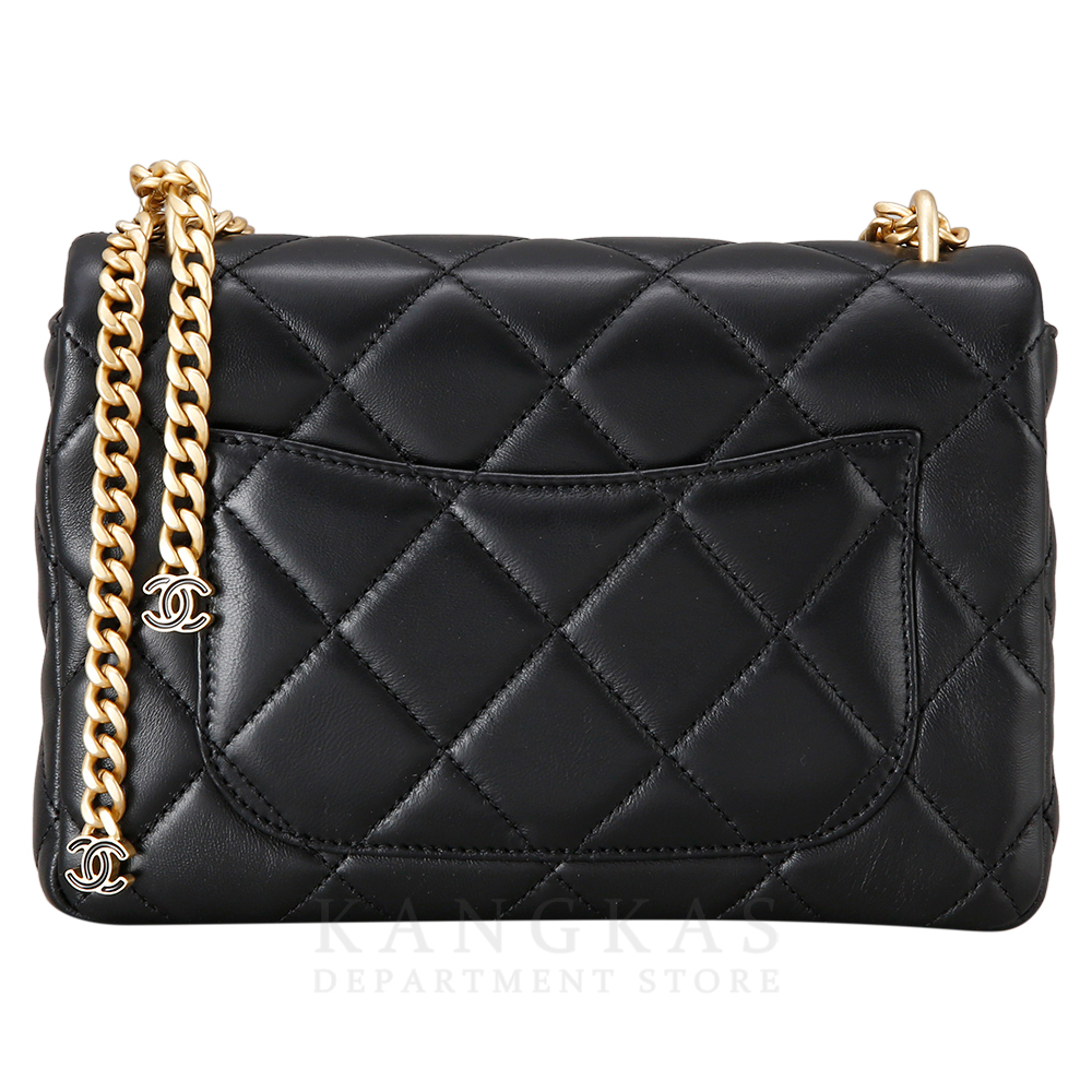 CHANEL(NEW)샤넬 시즌 체인숄더 (새상품) NEW PRODUCT