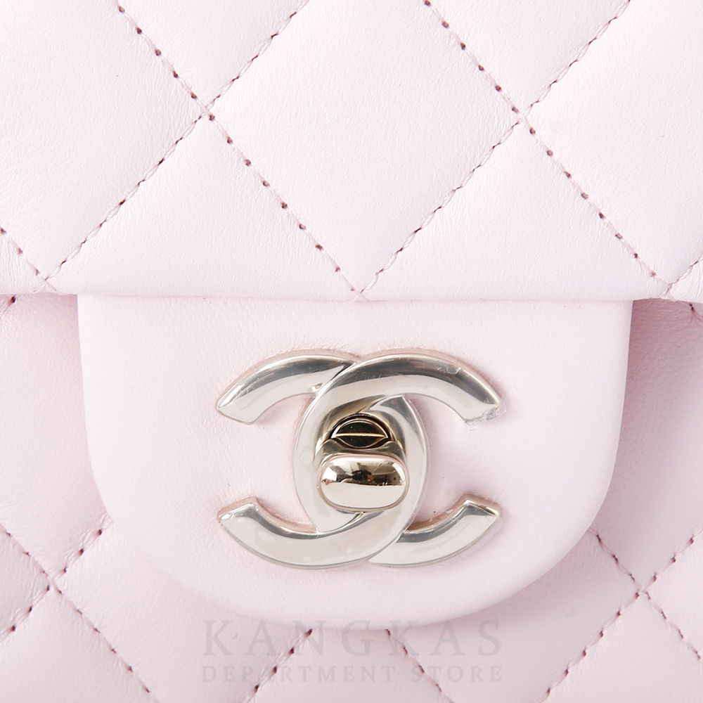 CHANEL(NEW)샤넬 클래식 램스킨 뉴미니 탑핸들 (새상품) NEW PRODUCT