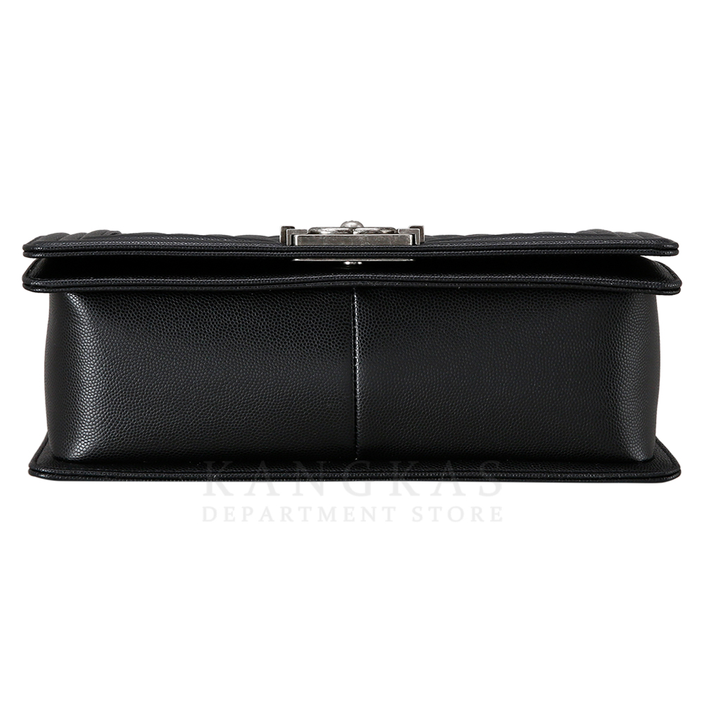CHANEL(USED)샤넬 보이샤넬 캐비어 미듐 은장