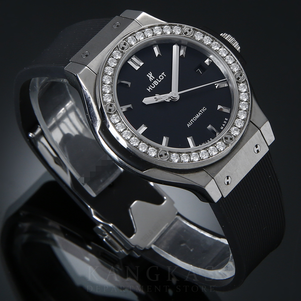 HUBLOT(USED)위블로 클래식 퓨전 다이아베젤 33MM