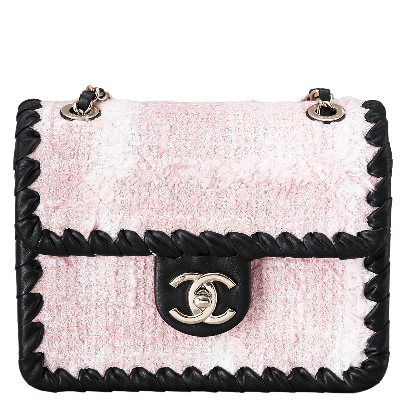 CHANEL(NEW)샤넬 시즌 체인숄더 (새상품) NEW PRODUCT