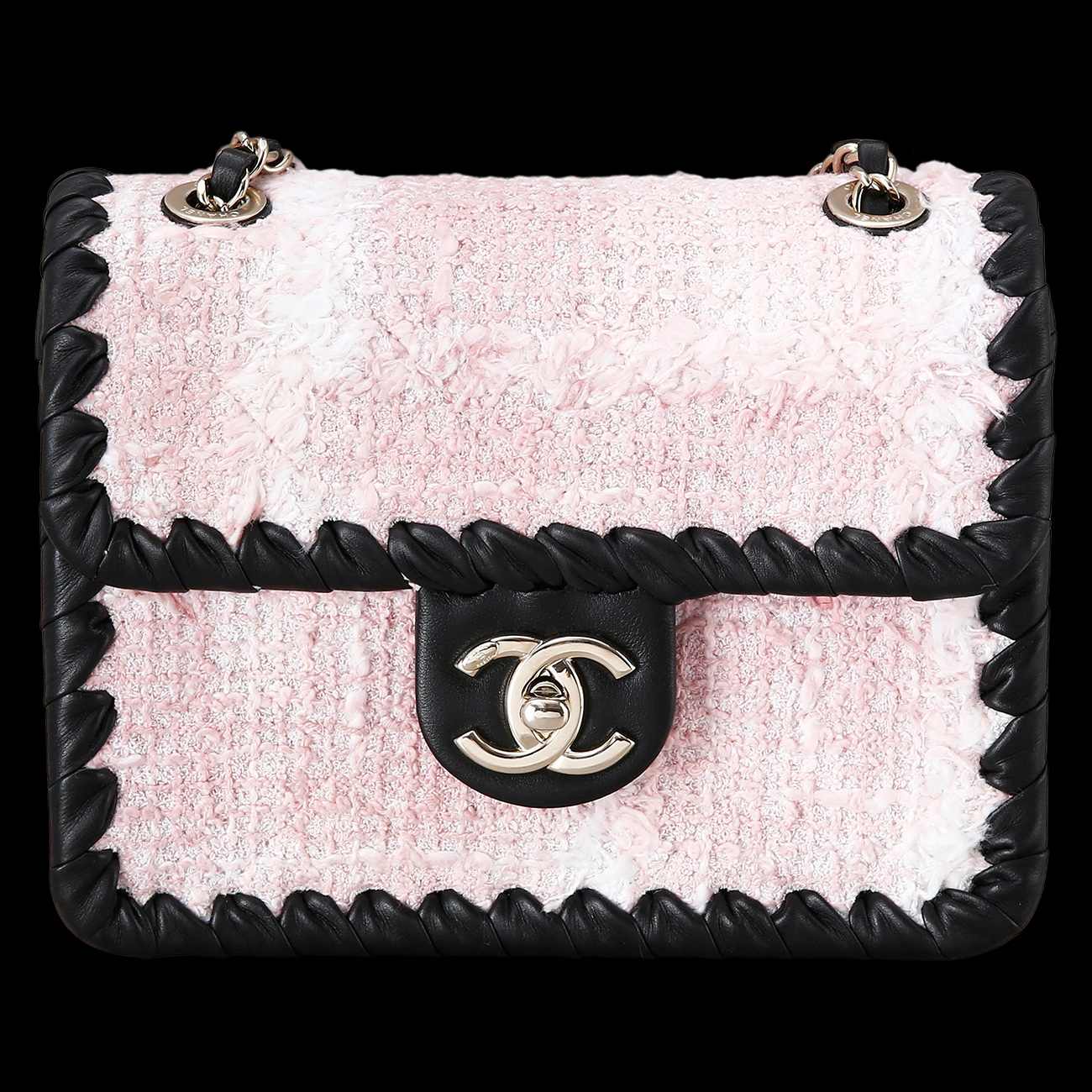 CHANEL(NEW)샤넬 시즌 체인숄더 (새상품) NEW PRODUCT
