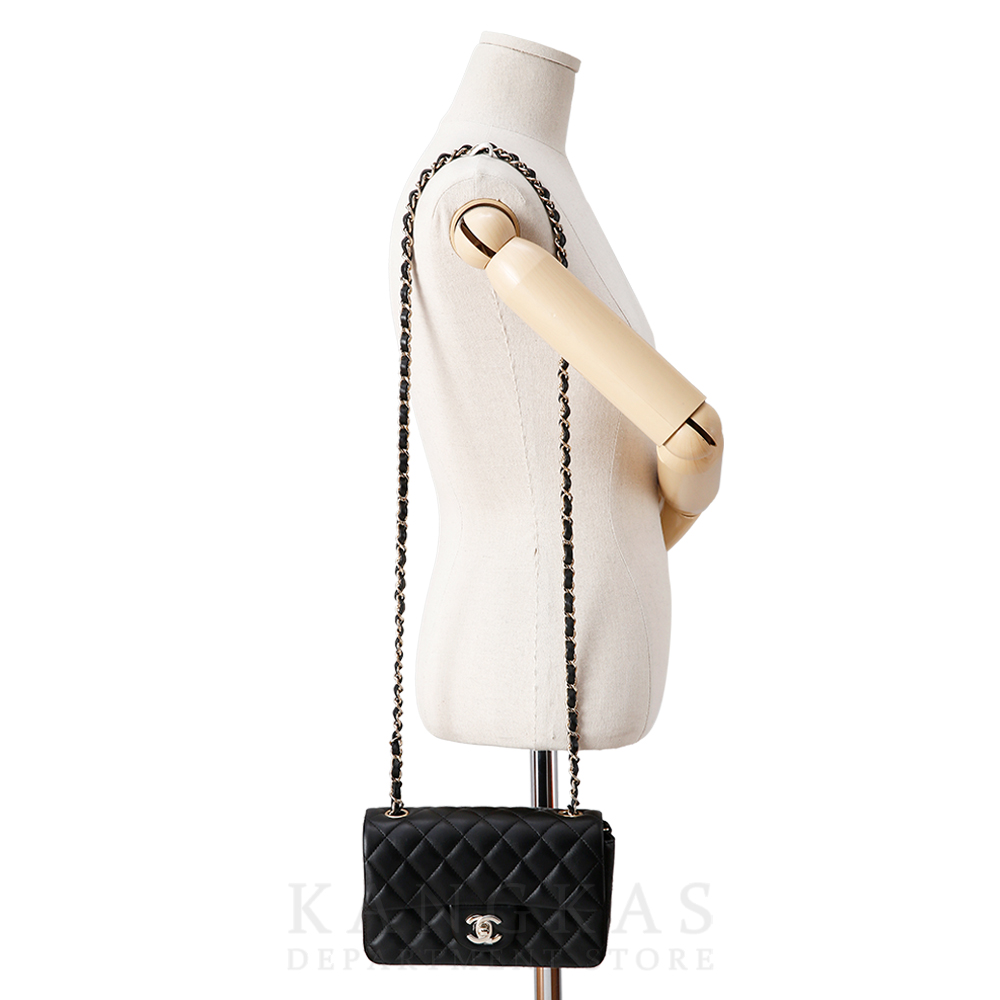 CHANEL(USED)샤넬 클래식 램스킨 뉴미니 (새상품) NEW PRODUCT @