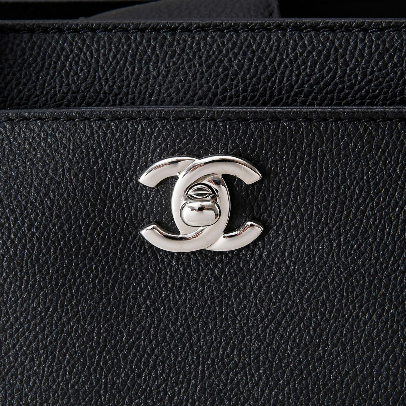 CHANEL(USED)샤넬 서프백 은장