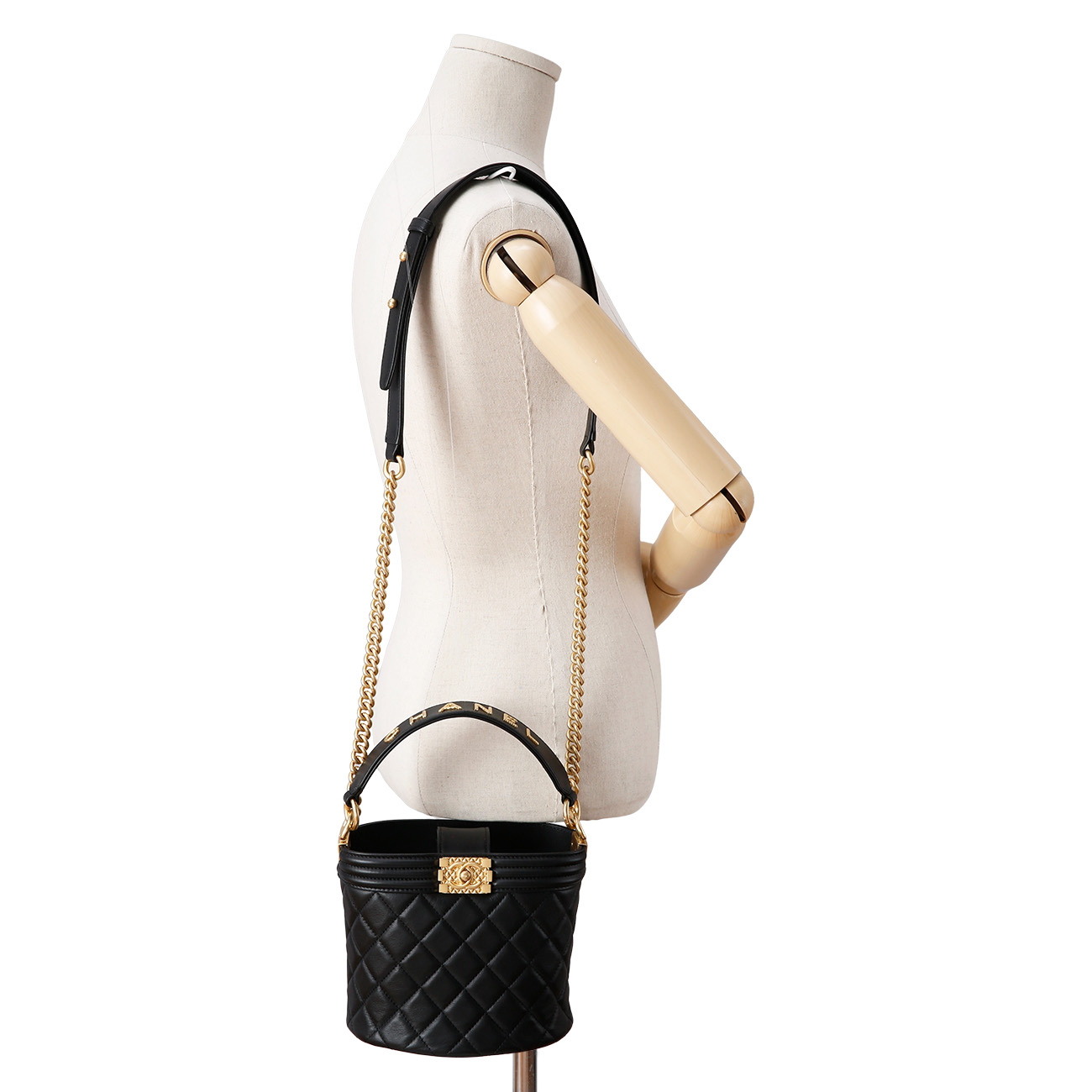CHANEL(USED)샤넬 시즌 보이샤넬 버킷 토트백
