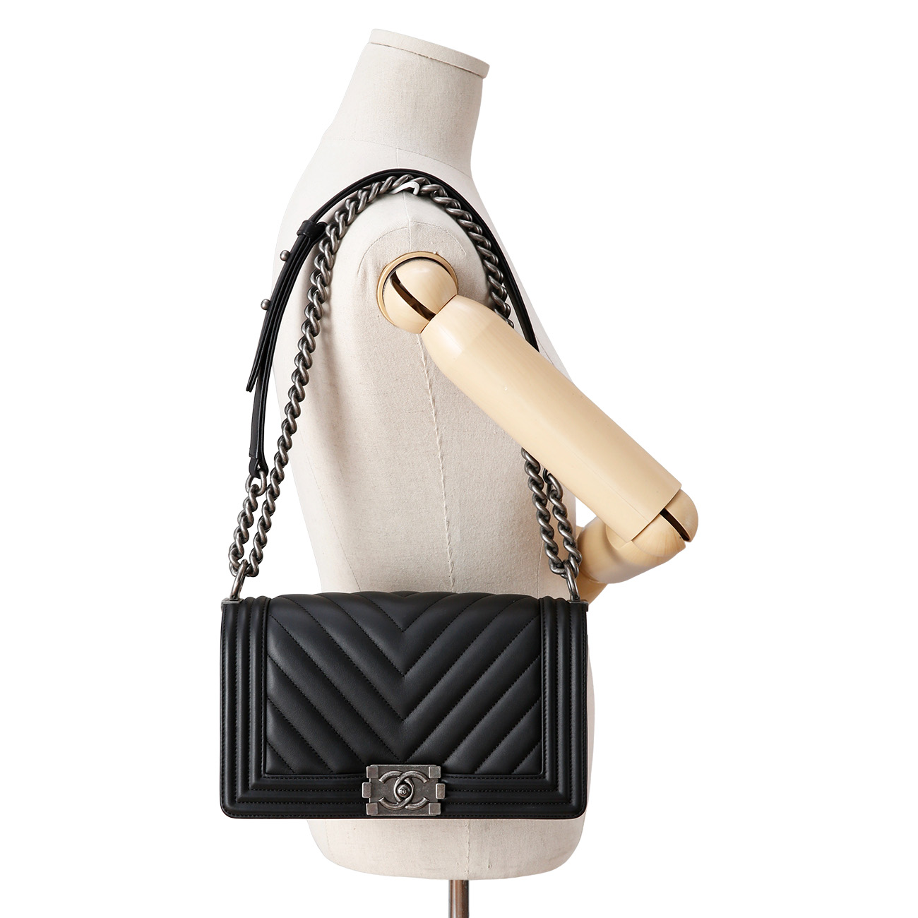 CHANEL(USED)샤넬 보이샤넬 쉐브론 미듐