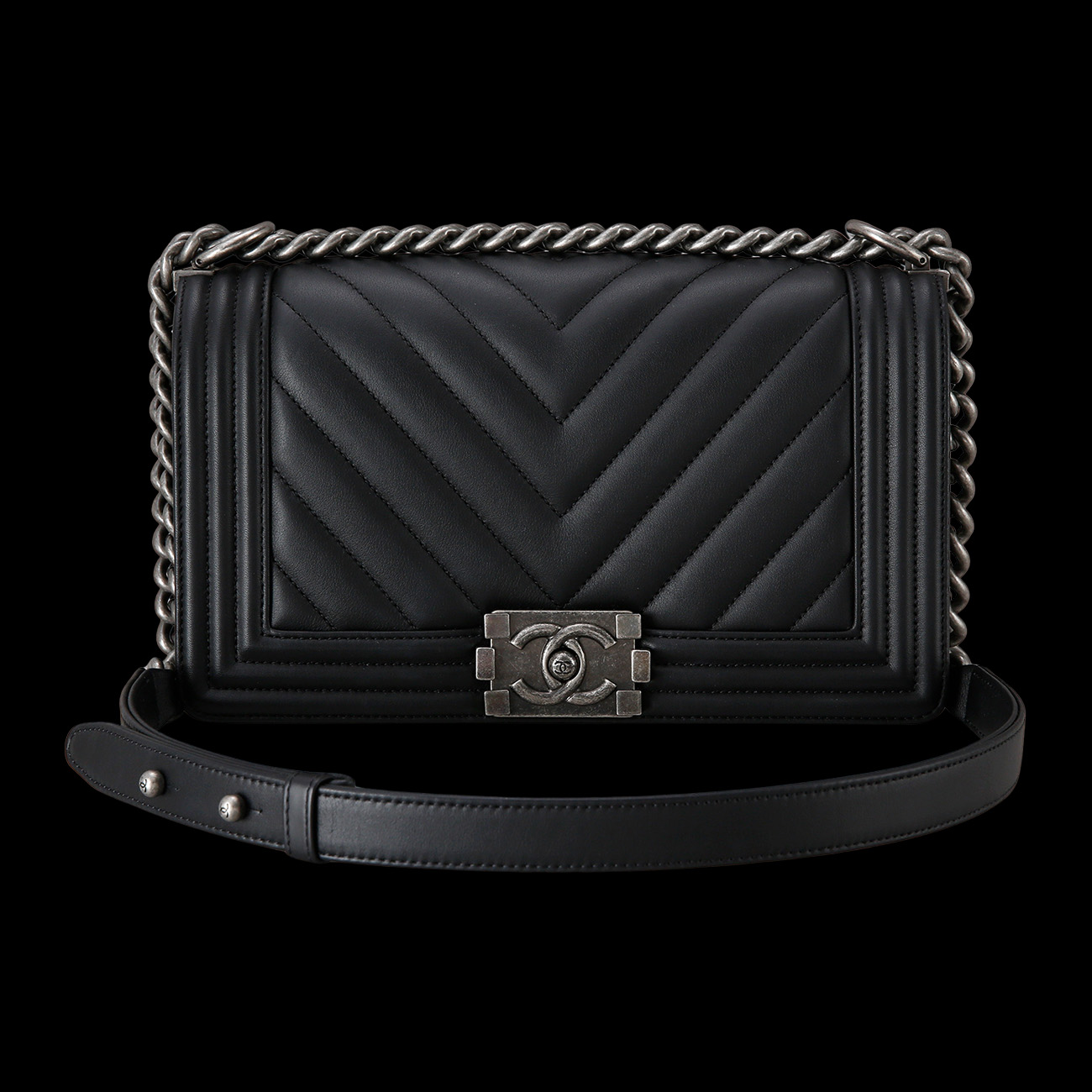 CHANEL(USED)샤넬 보이샤넬 쉐브론 미듐