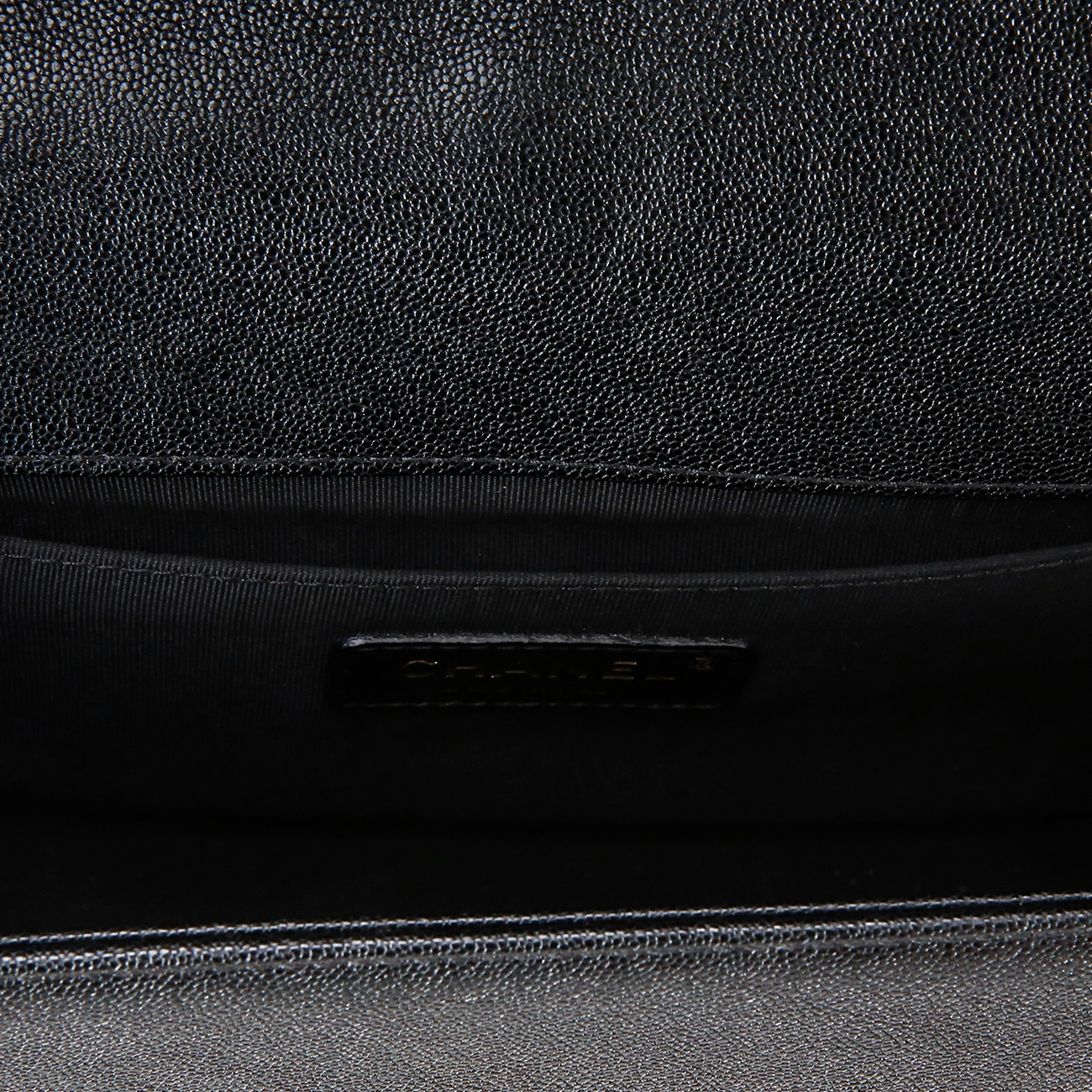 CHANEL(USED)샤넬 캐비어 보이샤넬 쉐브론 미듐