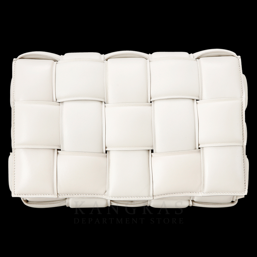 BOTTEGA VENETA(USED)보테가베네타 패딩 카세트백