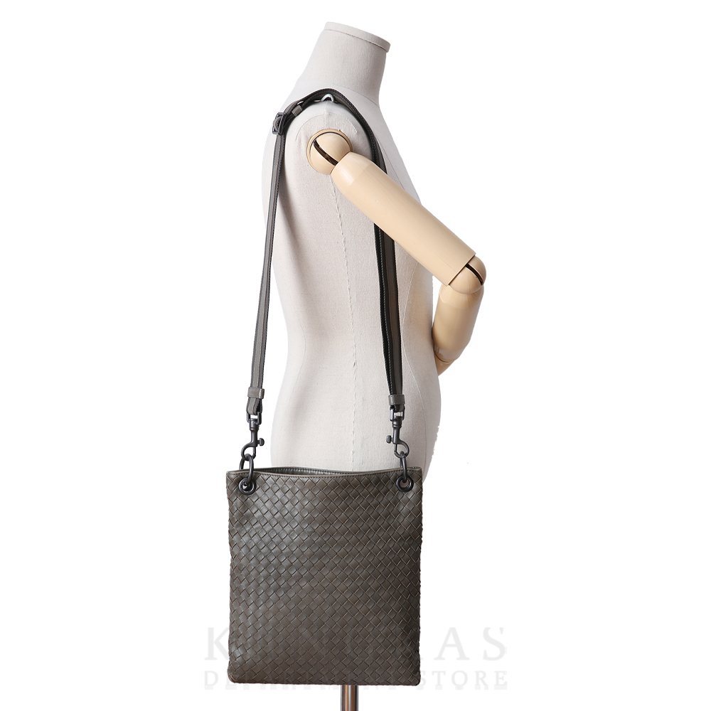 BOTTEGA VENETA(USED) 보테가베네타 인트레치아토 메신저백