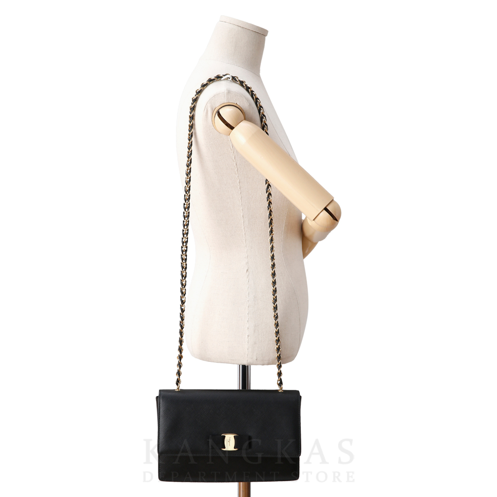 FERRAGAMO(USED) 페레가모 바라리본 체인 숄더백