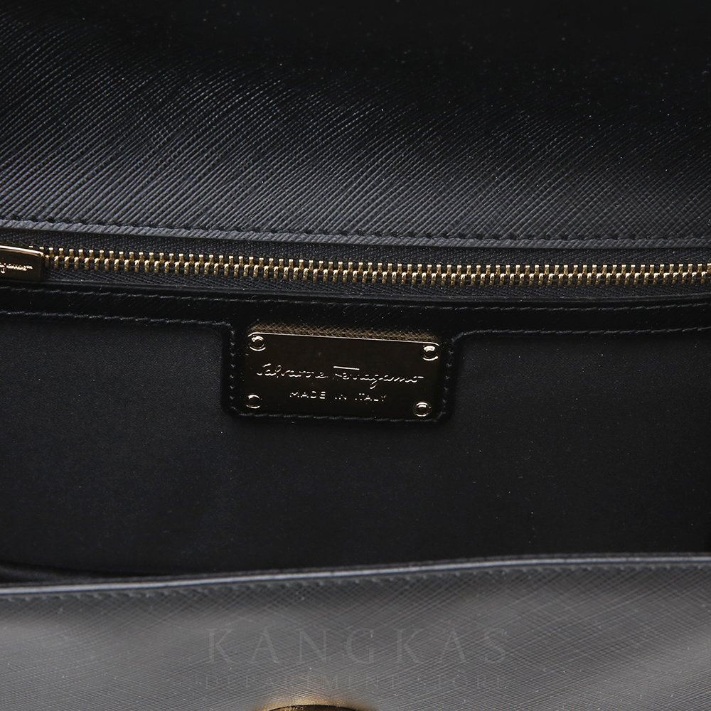 FERRAGAMO(USED) 페레가모 바라리본 체인 숄더백