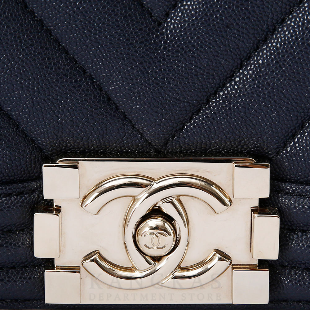 CHANEL(USED)샤넬 보이샤넬 캐비어 쉐브론 미듐