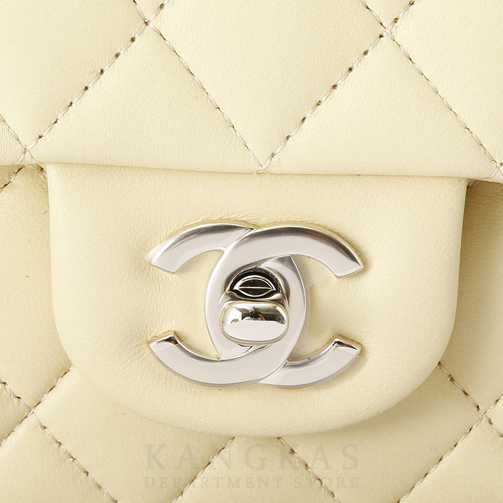 CHANEL(NEW)샤넬 클래식 램스킨 뉴미니 탑핸들 (새상품) NEW PRODUCT