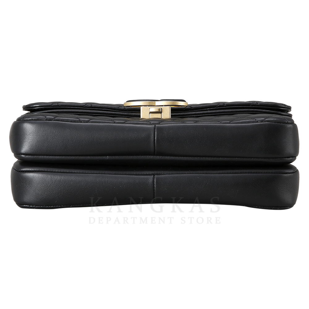 CHANEL(USED)샤넬 시즌 CC로고 플랩 체인백