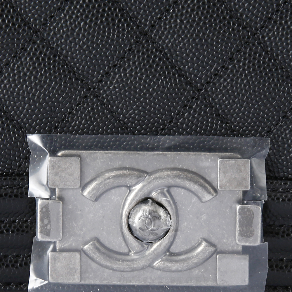CHANEL(USED)샤넬 캐비어 보이샤넬 뉴미듐