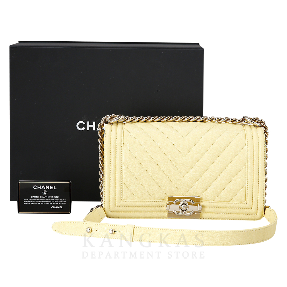 CHANEL(USED)샤넬 보이샤넬 쉐브론 미듐