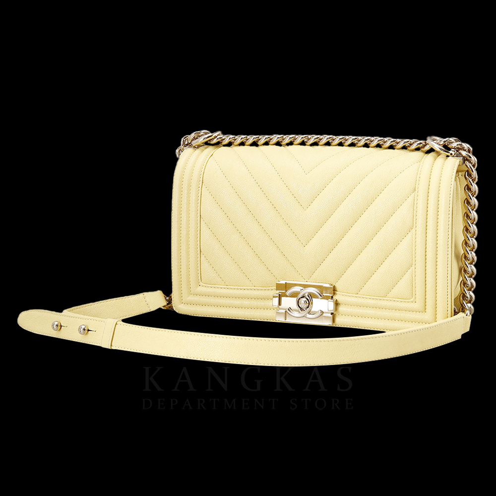 CHANEL(USED)샤넬 보이샤넬 쉐브론 미듐