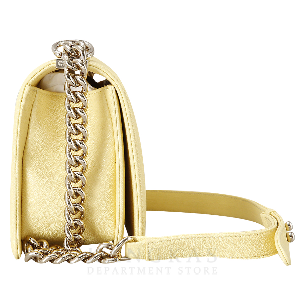 CHANEL(USED)샤넬 보이샤넬 쉐브론 미듐