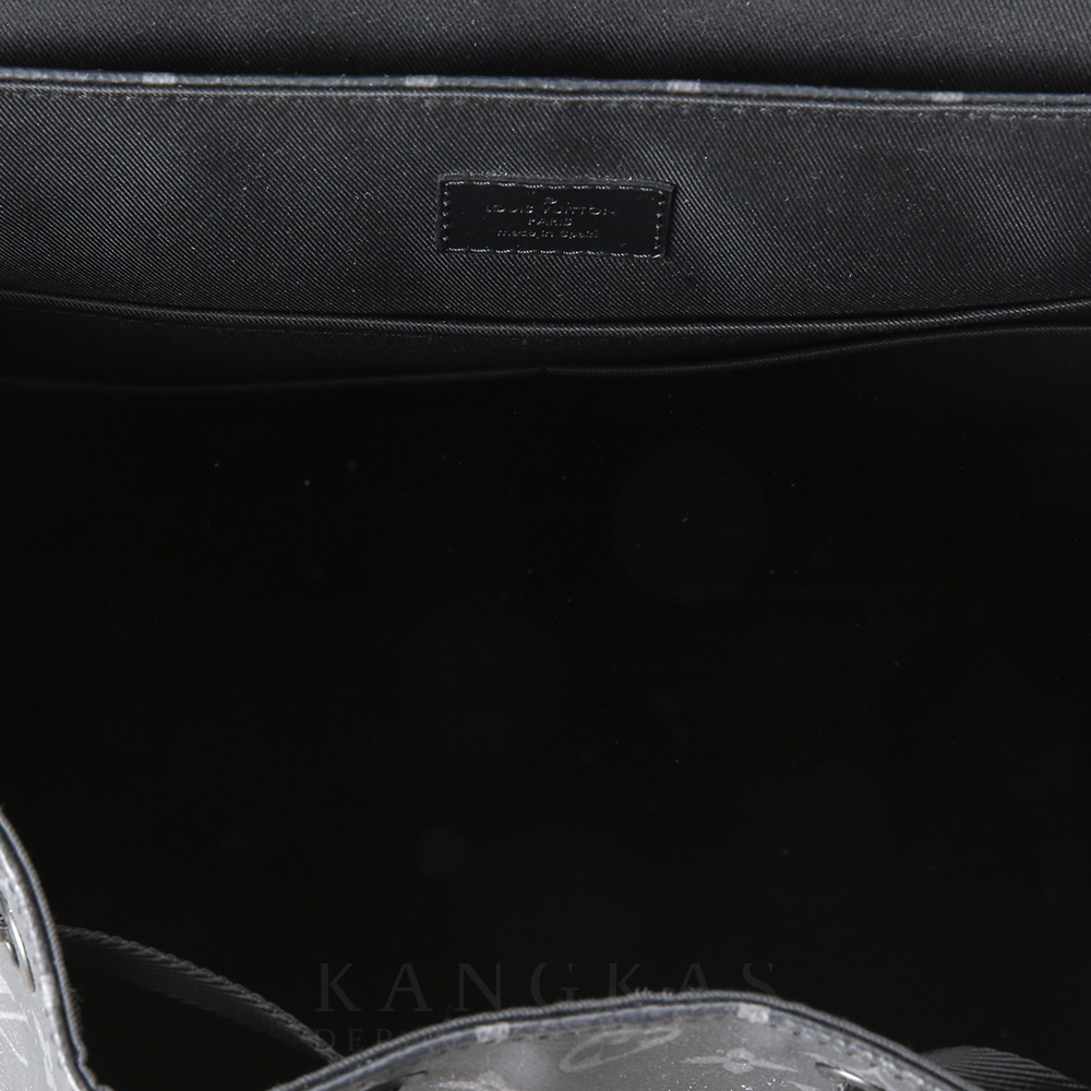 LOUIS VUITTON(USED)루이비통 모노그램 이클립스 트리오 백팩