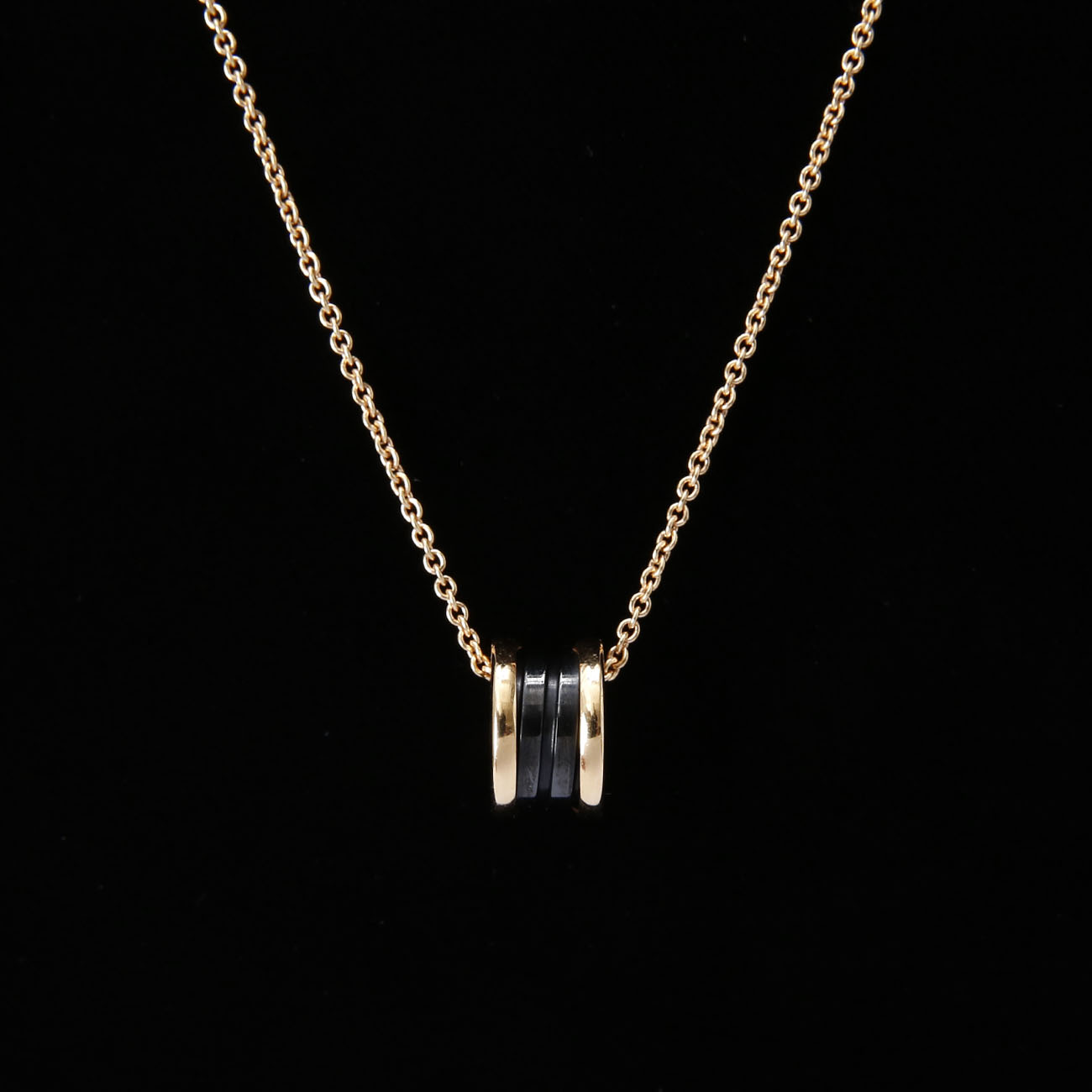 BVLGARI(USED)불가리 비제로원 세라믹 네크리스