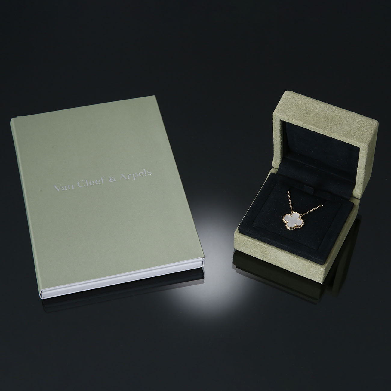 Van Cleef & Arpels(USED) 반클리프앤아펠 빈티지 알함브라 네크리스