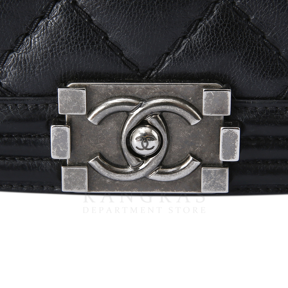 CHANEL(USED)샤넬 보이샤넬 뉴미듐