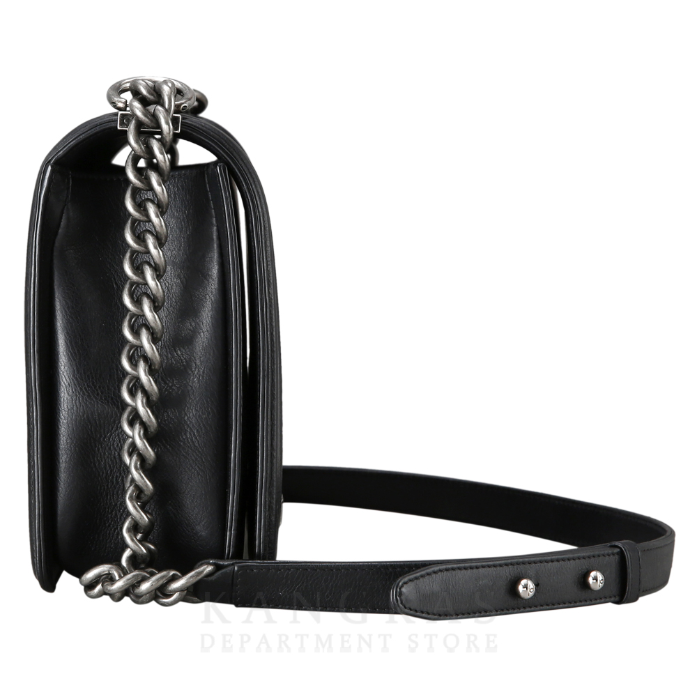 CHANEL(USED)샤넬 보이샤넬 뉴미듐