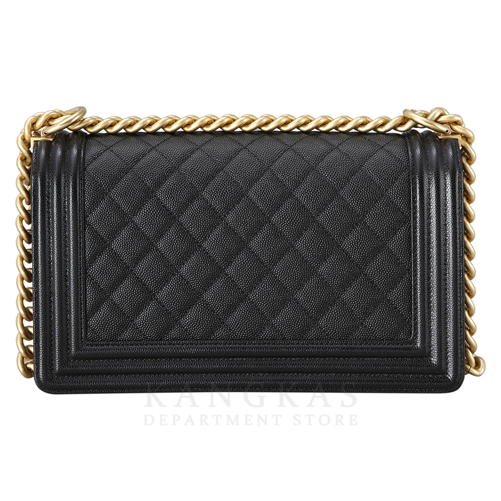 CHANEL(NEW)샤넬 보이샤넬 캐비어 미듐 금장 (새상품) NEW PRODUCT