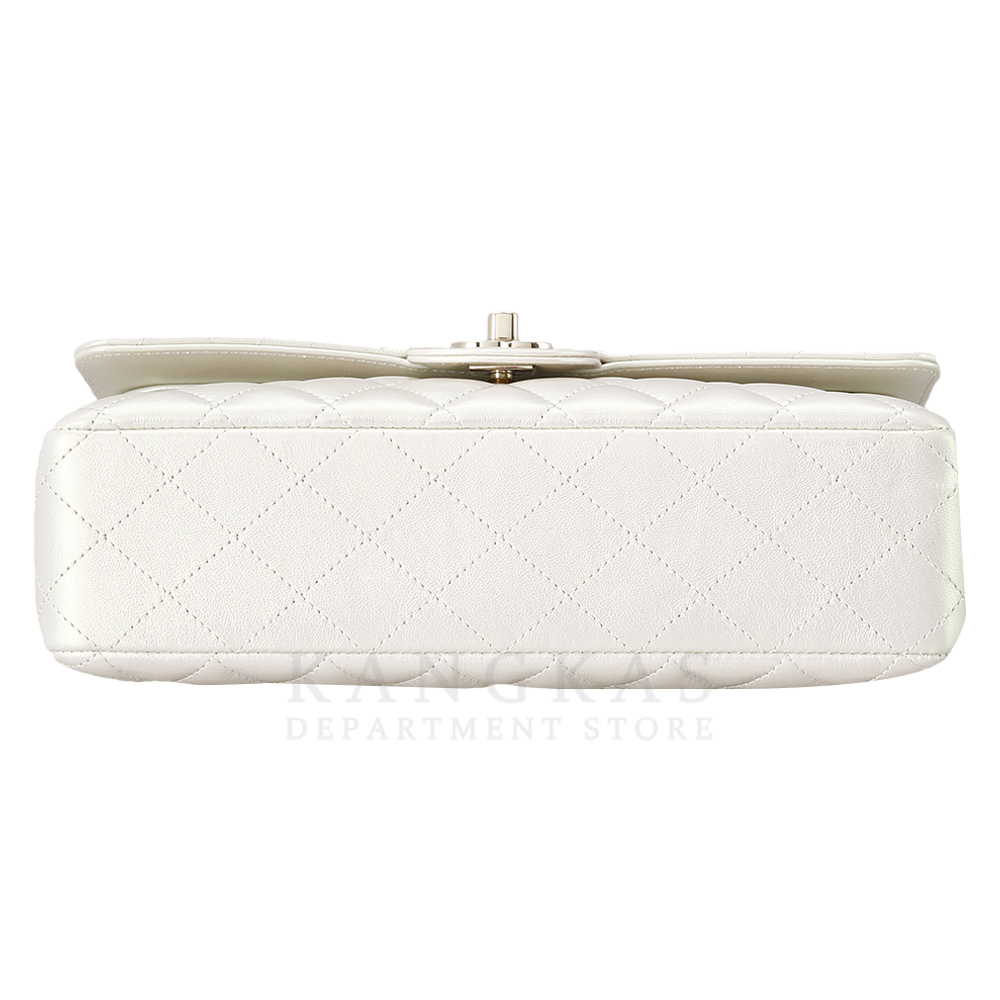 CHANEL(USED)샤넬 클래식 램스킨 미듐