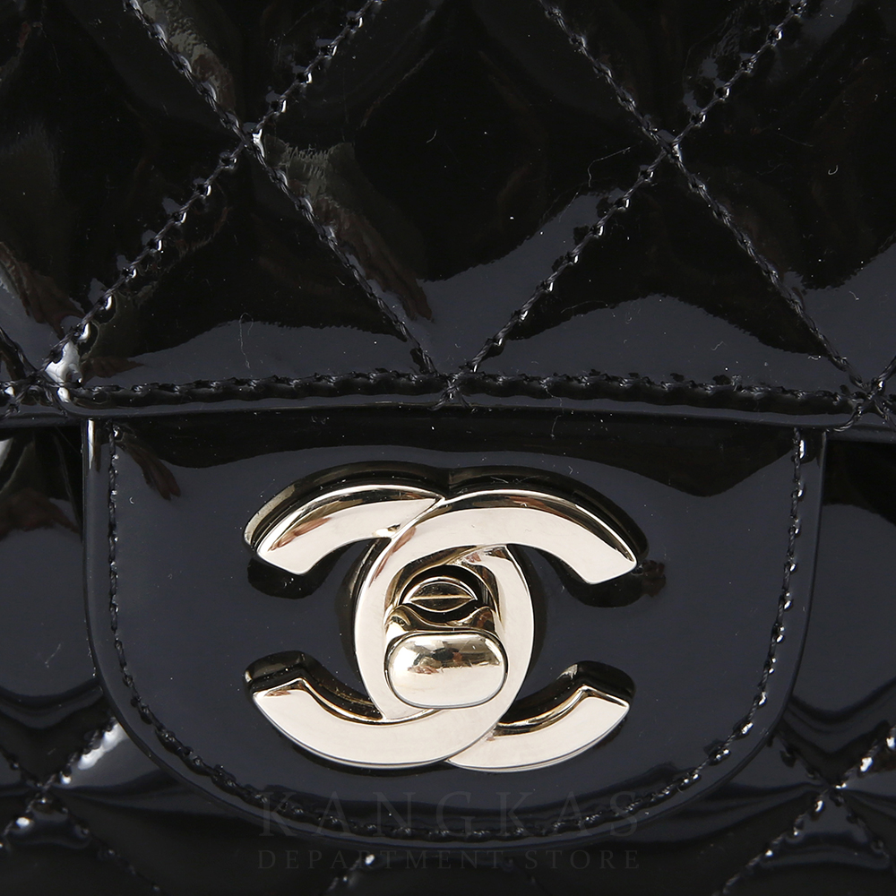 CHANEL(USED)샤넬 페이던트 클래식 뉴미니