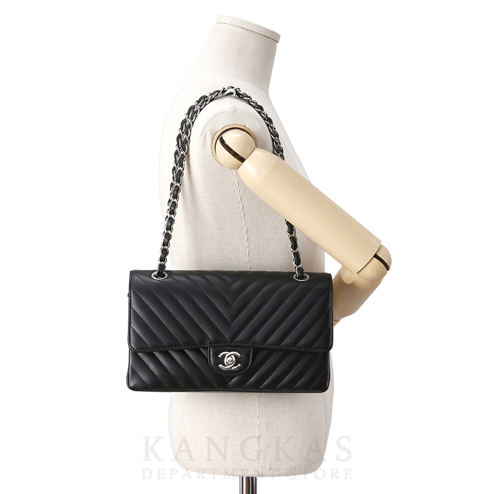 CHANEL(USED)샤넬 클래식 플랩백 쉐브론 미듐