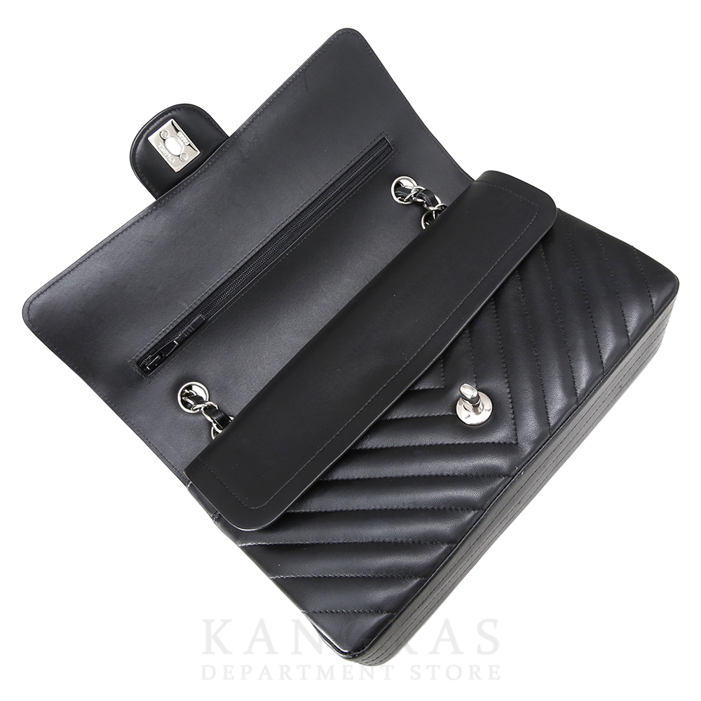 CHANEL(USED)샤넬 클래식 플랩백 쉐브론 미듐