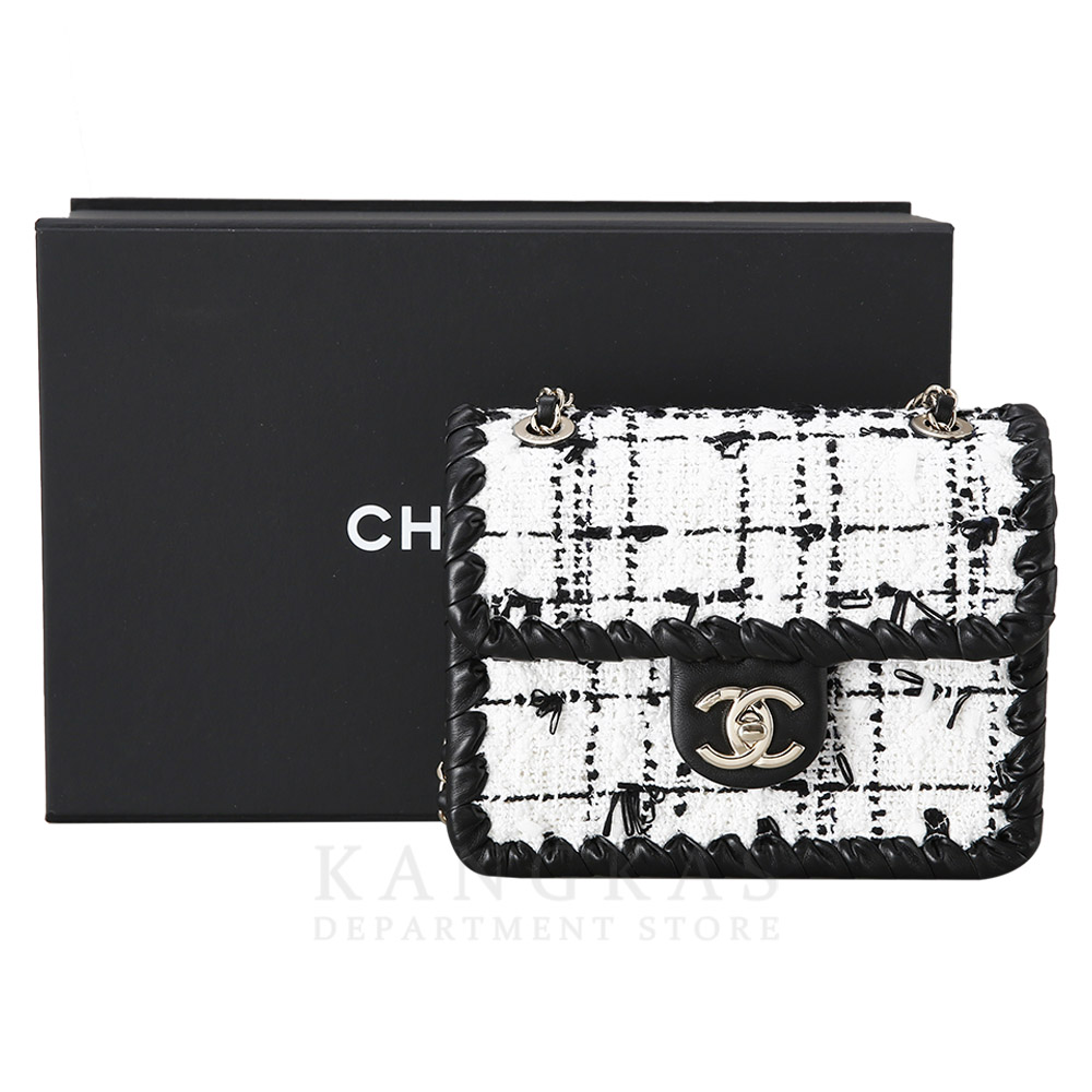 CHANEL(NEW)샤넬 시즌 트위드 플랩백 (새상품) NEW PRODUCT
