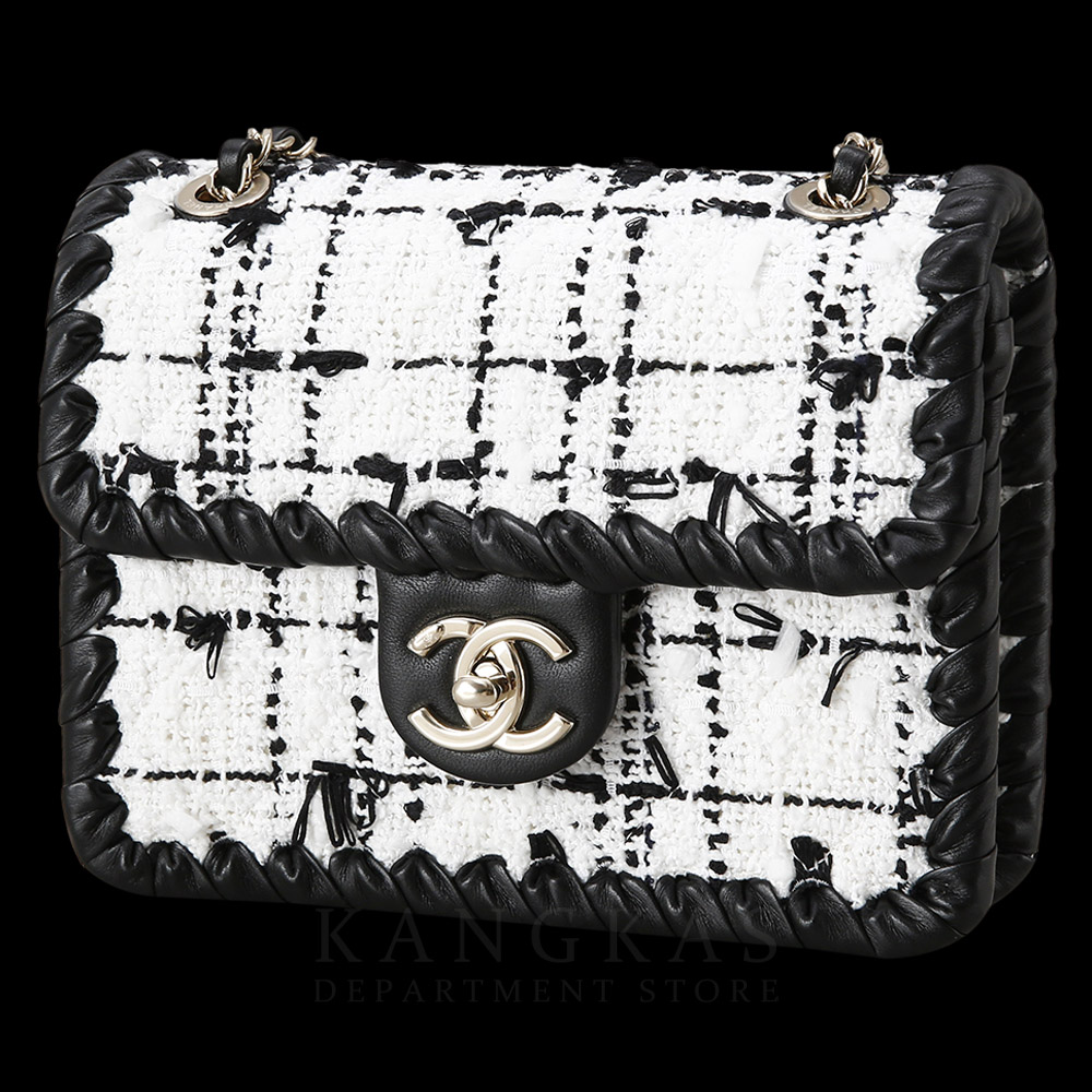 CHANEL(NEW)샤넬 시즌 트위드 플랩백 (새상품) NEW PRODUCT