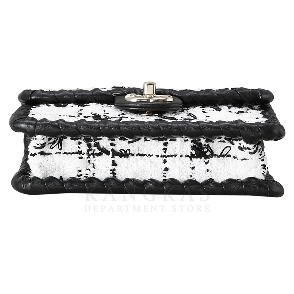 CHANEL(NEW)샤넬 시즌 트위드 플랩백 (새상품) NEW PRODUCT